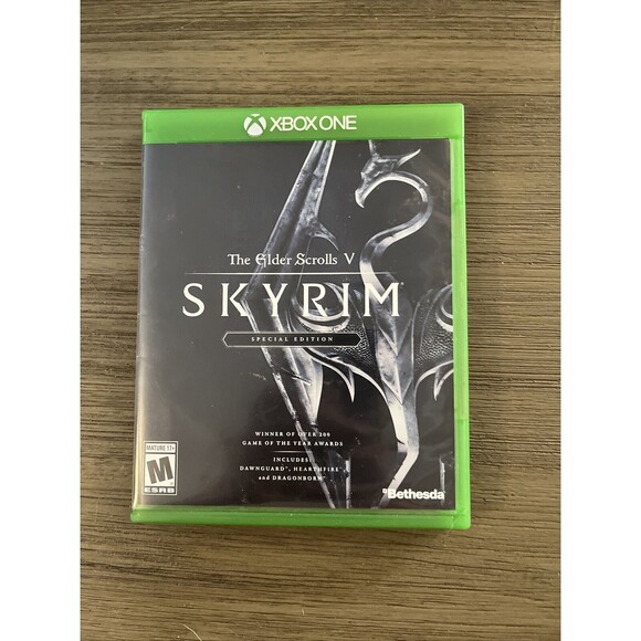 The Elder Scrolls V: Skyrim - Special Edition - Microsoft Xbox One - Picture 1 of 2